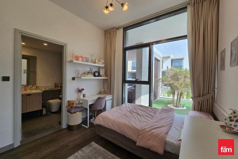 Townhouse in Dubai 4 bedrooms, 250 sq.m. № 48934 - photo 17