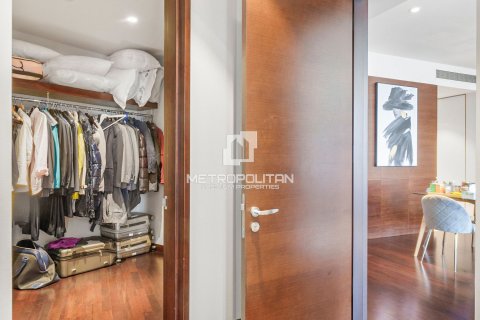 Apartamento en Downtown Dubai (Downtown Burj Dubai), Dubai, 2 dormitorios, 152 m², № 73689 - foto 17