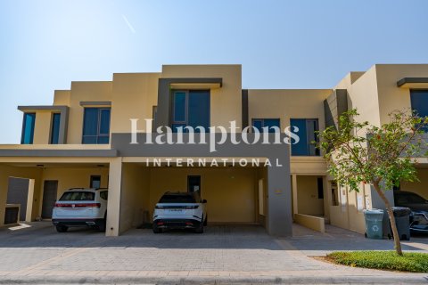 Villa in Maple 1, Dubai Hills Estate, Dubai 3 bedrooms, 209.12465300 sq.m. № 63340 - photo 1
