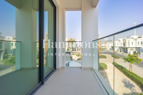 Villa en Arabian Ranches 3, Dubai, 4 dormitorios, 412.58222300 m², № 63344 - foto 2