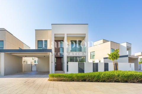 Villa en Arabian Ranches 3, Dubai, 4 dormitorios, 412.58222300 m², № 63344 - foto 11