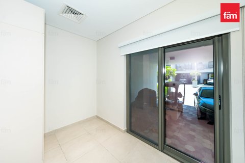 Villa in Mohammed Bin Rashid City, Dubai 3 bedrooms, 135.7 sq.m. № 111737 - photo 6