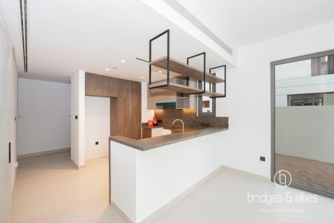 Villa en Tilal Al Ghaf, Dubai, 4 dormitorios, 220 m², № 83988 - foto 5