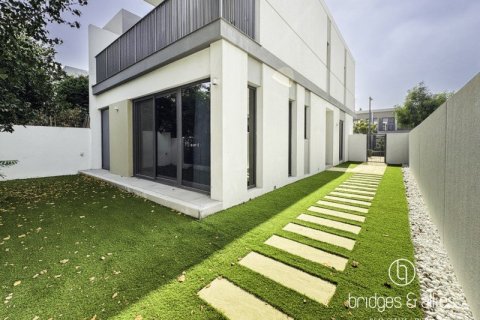 Villa en Tilal Al Ghaf, Dubai, 4 dormitorios, 198 m², № 83987 - foto 3