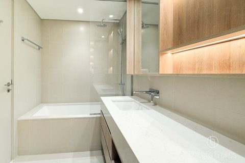 Снять в аренду квартиру в Дубай Хилс Эстейт, Дубай: 2 спальни, 89м², № 83990 - фото 11