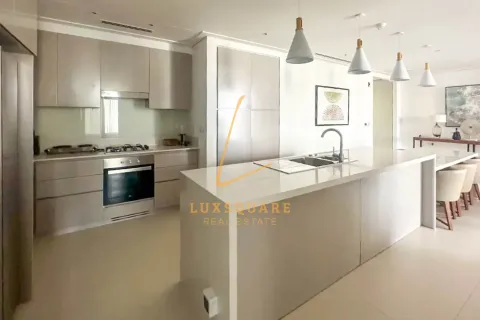 Apartment in Downtown Dubai (Downtown Burj Dubai), Dubai 2 bedrooms, 129 sq.m. № 71465 - photo 3