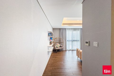 Villa in Meydan, Dubai 4 bedrooms, 219.3 sq.m. № 85877 - photo 23