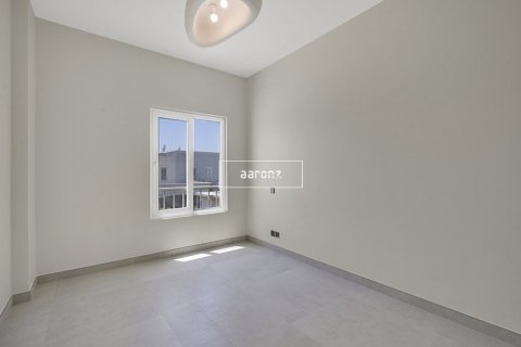 Villa in The Springs, Dubai 3 bedrooms, 243 sq.m. № 49742 - photo 11