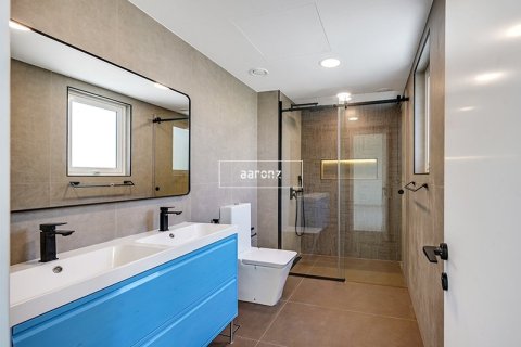 Villa in The Springs, Dubai 3 bedrooms, 243 sq.m. № 49742 - photo 6