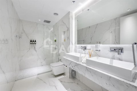 Купить квартиру в Джумейре, Дубай: 3 спальни, 181.6м², № 6950 - фото 10