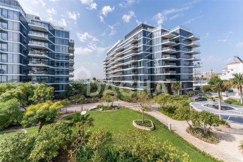 Apartment in Palm Jumeirah, Dubai 2 bedrooms, 137.2 sq.m. № 6938 - photo 2