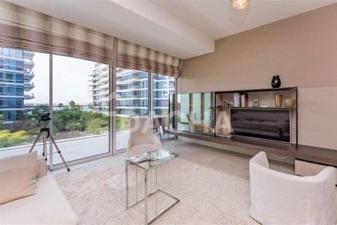 Apartment in Palm Jumeirah, Dubai 2 bedrooms, 137.2 sq.m. № 6938 - photo 1