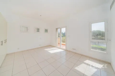Villa en Springs 14, The Springs, Dubai, 3 dormitorios, 209 m², № 62013 - foto 8