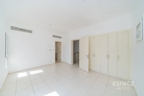 Villa en Springs 14, The Springs, Dubai, 3 dormitorios, 209 m², № 62013 - foto 9