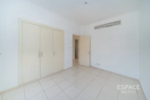 Villa en Springs 14, The Springs, Dubai, 3 dormitorios, 209 m², № 62013 - foto 13
