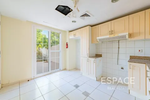 Villa en The Springs, Dubai, 3 dormitorios, 209 m², № 62011 - foto 7