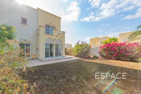 Villa en The Springs, Dubai, 3 dormitorios, 209 m², № 62011 - foto 1