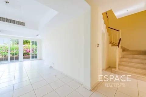 Villa en The Springs, Dubai, 3 dormitorios, 209 m², № 62011 - foto 4
