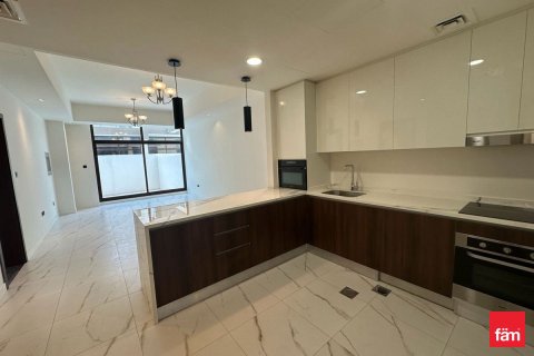 Townhouse in Dubai 4 bedrooms, 187.2 sq.m. № 114493