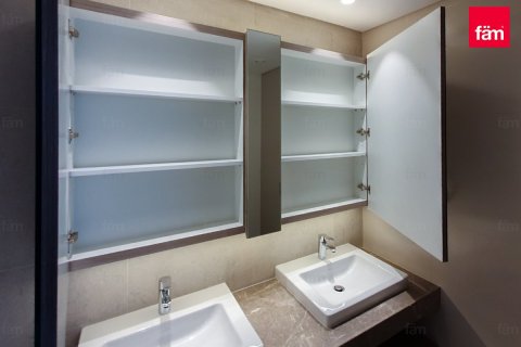 Apartment in Dubai 2 bedrooms, 113.6 sq.m. № 114482 - photo 18