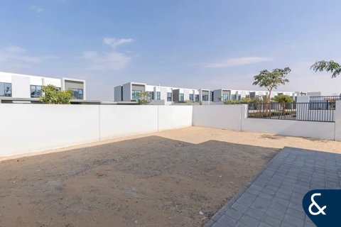 Adosado en Villanova, Dubai Land, Dubai, 4 dormitorios, 218 m², № 98607 - foto 6