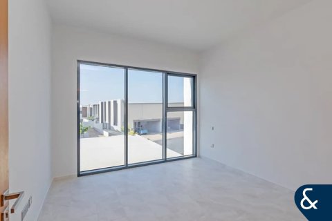 Adosado en Villanova, Dubai Land, Dubai, 4 dormitorios, 218 m², № 98607 - foto 8