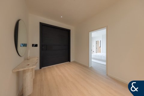 Villa en Jumeirah Golf Estates, Dubai, 5 dormitorios, 527 m², № 98614 - foto 13