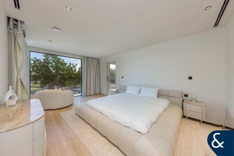Villa en Jumeirah Golf Estates, Dubai, 5 dormitorios, 527 m², № 98614 - foto 17
