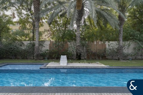 Villa en Arabian Ranches, Dubai, 5 dormitorios, 409 m², № 98606 - foto 9