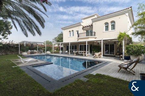 Villa en Arabian Ranches, Dubai, 5 dormitorios, 409 m², № 98606