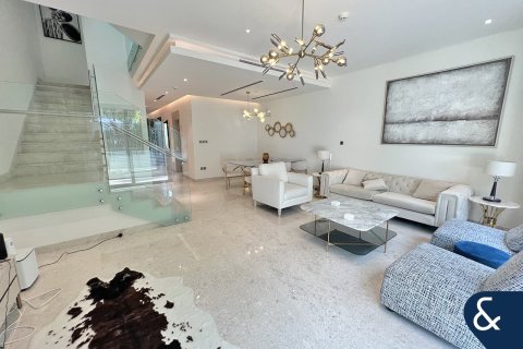 Adosado en Mohammed Bin Rashid City, Dubai, 4 dormitorios, 323 m², № 98616 - foto 2