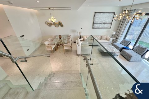 Adosado en Mohammed Bin Rashid City, Dubai, 4 dormitorios, 323 m², № 98616 - foto 12
