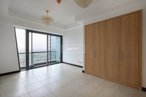 Apartment in Jumeirah Lake Towers, Dubai 4 bedrooms, 219.8 sq.m. № 13254 - photo 13