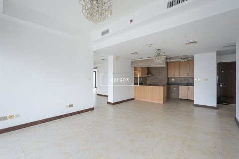 Apartment in Jumeirah Lake Towers, Dubai 4 bedrooms, 219.8 sq.m. № 13254 - photo 6