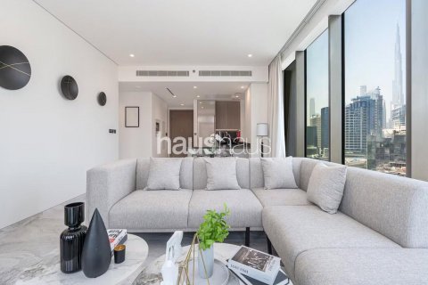Apartment in Business Bay, Dubai 2 bedrooms, 121 sq.m. № 43586 - photo 1