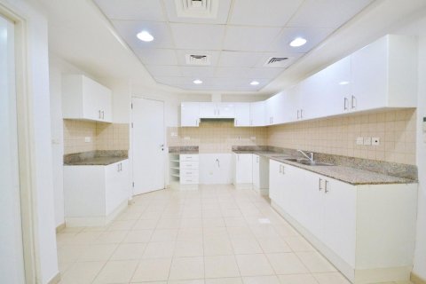 Villa in Meadows, Dubai 3 bedrooms, 311 sq.m. № 43594 - photo 1