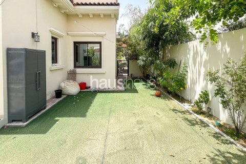 Villa in Mira, Reem, Dubai 4 bedrooms, 234 sq.m. № 43584 - photo 9