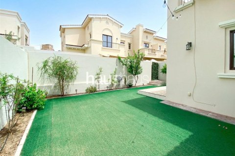 Villa in Mira, Reem, Dubai 4 bedrooms, 234 sq.m. № 43584 - photo 7