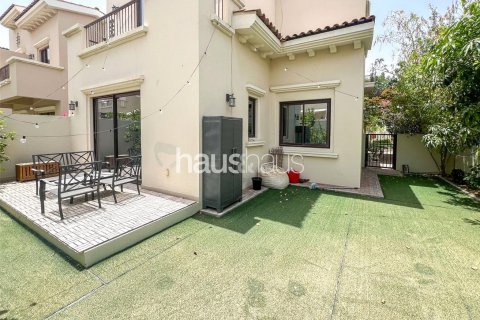 Villa in Mira, Reem, Dubai 4 bedrooms, 234 sq.m. № 43584 - photo 10