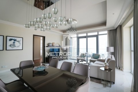 Apartment in The Address Residence Fountain Views, Downtown Dubai (Downtown Burj Dubai), Dubai 3 bedrooms, 185 sq.m. № 7191 - photo 4