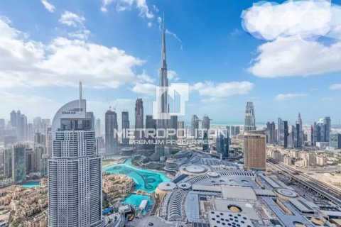 Apartment in The Address Residence Fountain Views, Downtown Dubai (Downtown Burj Dubai), Dubai 3 bedrooms, 185 sq.m. № 7191 - photo 1