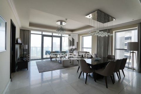 Apartment in The Address Residence Fountain Views, Downtown Dubai (Downtown Burj Dubai), Dubai 3 bedrooms, 185 sq.m. № 7191 - photo 2