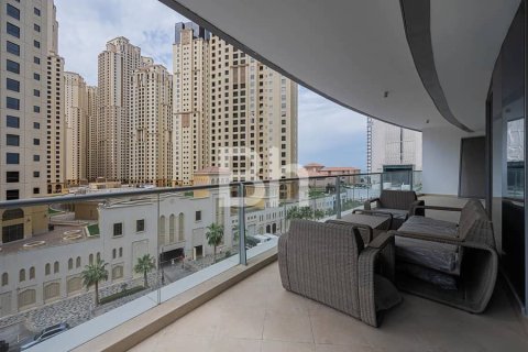 Купить квартиру в Дубай Марине, Дубай: 2 спальни, 154м², № 56986 - фото 1