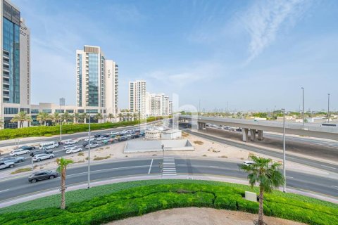 Apartment in Jumeirah Lake Towers, Dubai 1 bedroom, 84 sq.m. № 56983 - photo 2
