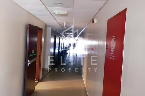 Campo de trabajo en Dubai Investment Park, Dubai, 6850 m², № 38942 - foto 7