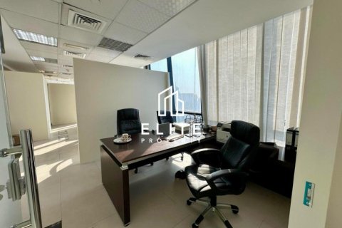 Office in Jumeirah Lake Towers, Dubai 96 sq.m. № 38930 - photo 13