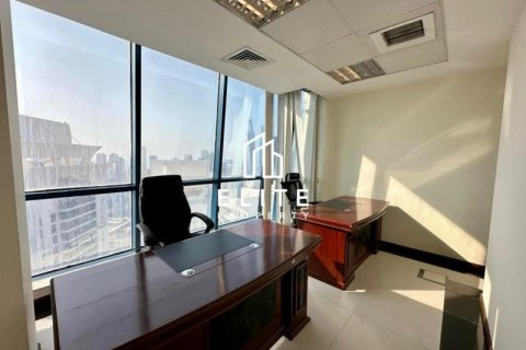 Office in Jumeirah Lake Towers, Dubai 96 sq.m. № 38930 - photo 7