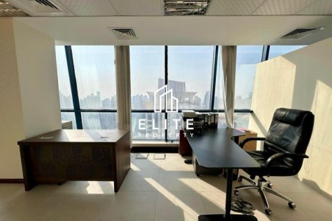 Office in Jumeirah Lake Towers, Dubai 96 sq.m. № 38930 - photo 4