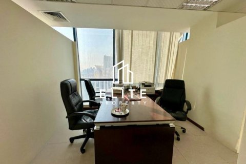 Office in Jumeirah Lake Towers, Dubai 96 sq.m. № 38930 - photo 10