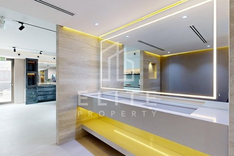 Commercial property in Al Quoz, Dubai 2323 sq.m. № 38926 - photo 17